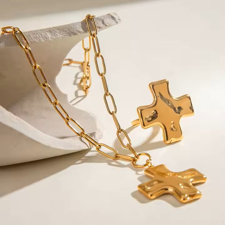 Bold Cross Ring