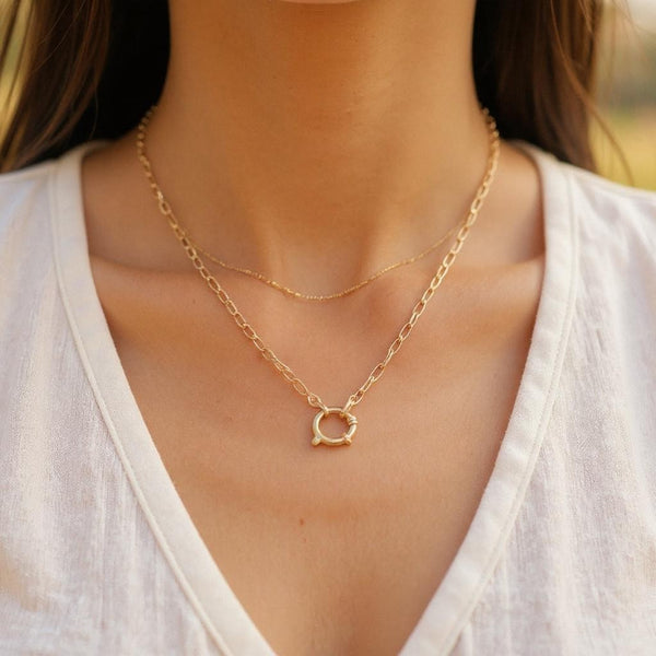 Lila Necklace hover